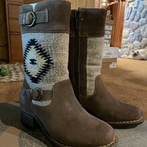 NIB $235 Born Taupe Triana Boots 7.5-M Suede Leather Wool Blanket Aztec New